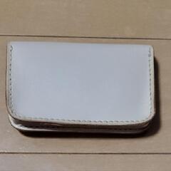 シンプルかわいいカードケースの画像