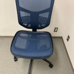 オフィスチェア　椅子　
