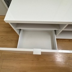 IKEA テレビボートの画像