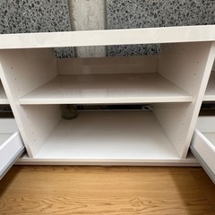IKEA テレビボートの画像