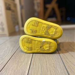 長靴とレインコートの画像