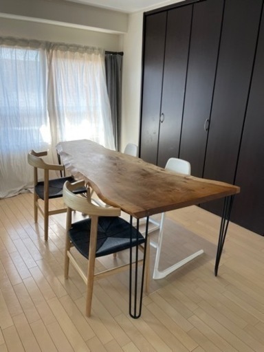 【購入者決まりました】栃　ダイニングテーブル　一枚板