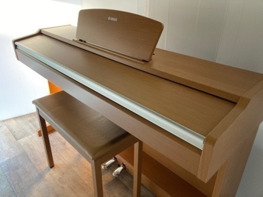 YAMAHA  Arius YDP-131  