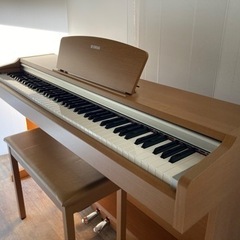 YAMAHA  Arius YDP-131  