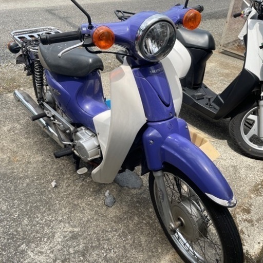 ホンダ　スーパーカブ110 JA07 青