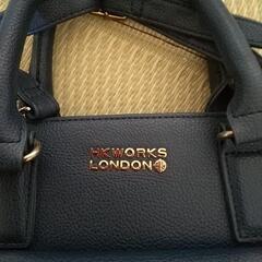 ショルダーバッグ   紺色   の画像