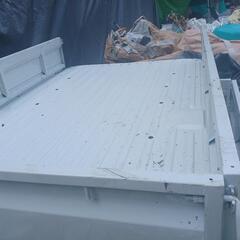 トラックの荷台　北九州市小倉南区