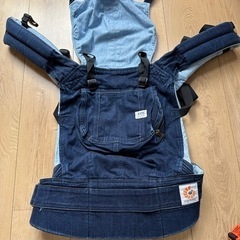 【値下げ】エルゴ Leeコラボの抱っこ紐の画像