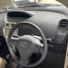 ヴィッツ　53000kmの画像