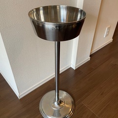 シャンパンクーラースタンド