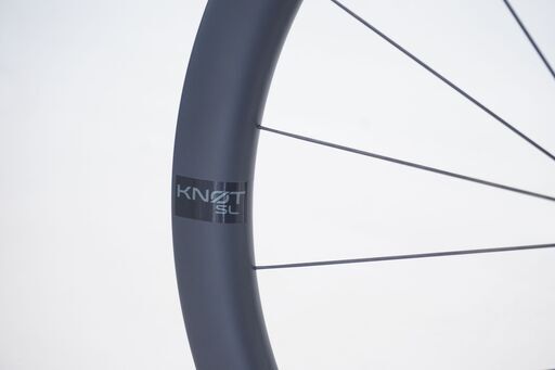 HollowGram 「ホログラム」 SL 45 KNOT Carbon disc ホイールセット