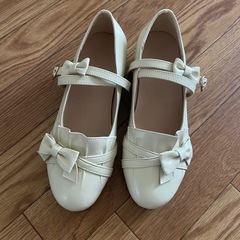パンプス/ベージュ