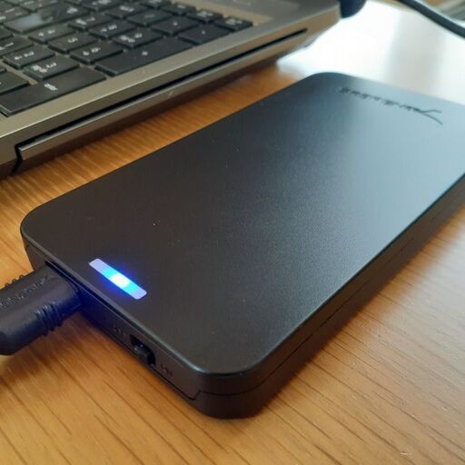 【直接販売】外付けハードディスク　750GB　（ケース新品）　㉒