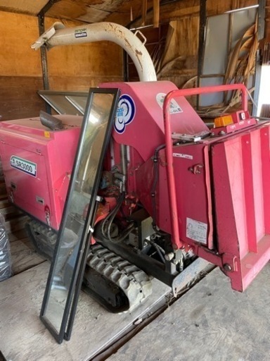 値下げ応相談ウッドチッパー！コマツSR3000-1 売ります！山梨から！