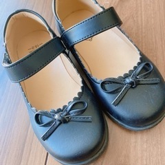 女の子　靴　冠婚葬祭や発表会などに