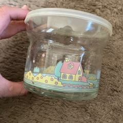 かわいいガラス容器