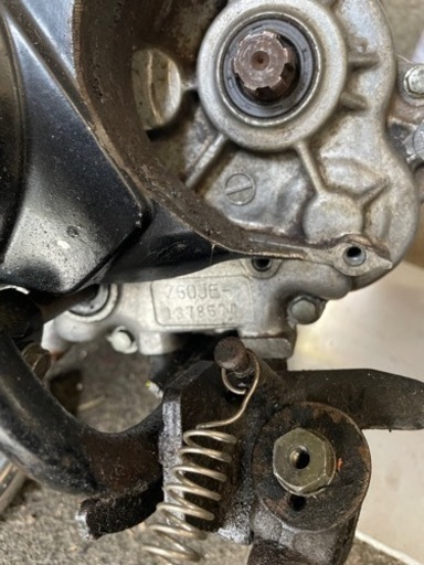 モンキーエンジン12v 中身cd90
