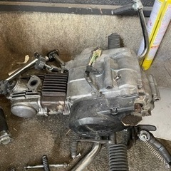 モンキーエンジン12v 中身cd90