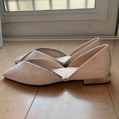 パンプス　サンダルの画像