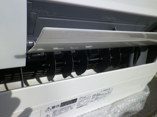 三菱　霧ヶ峰　自動お掃除機能付きムーブアイ　14～16畳用　200V　MSZ-EX4018E6S-W　2018年