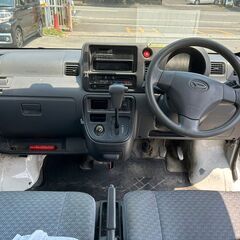 (ID5093)軽バン専門店在庫100台　軽貨物黒ナンバーリース個人・法人可能！　車検２年付　ダイハツ　ハイゼットカーゴ４WD　オートマ　２２万円　平成２５年式　諸経費込２６０,０００円の画像