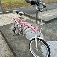 可愛い折りたたみ自転車の画像