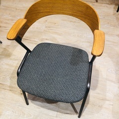 椅子 danis short arm chair NT danis short arm chair NT/PU