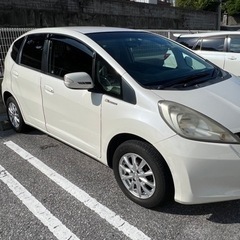 【取引中】ホンダ　フィット10th Anniversary  低走行！！の画像