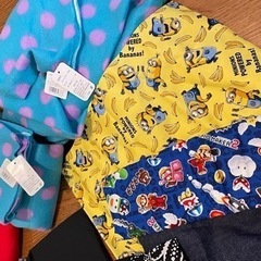 早い者勝ち　布　サテン　綿　ふわふわ　サリー　ミニオン　マリオ　切り端　色々の画像