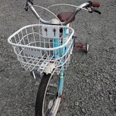16インチお子様自転車,補助輪付き。の画像