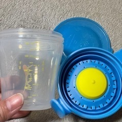 コップ飲み練習に！WOWcupBaby（ワオカップベイビー）の画像