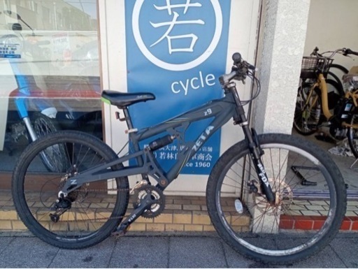 【マウンテンバイク】26インチ　3x9段変速　ディスクブレーキ、センターサスペンション付　若林自転車　浜大津　SALE中❗️