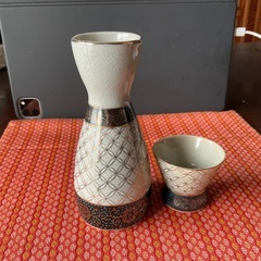 徳利とぐい呑みはいかがですか。