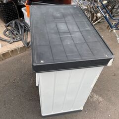 ホームロッカー　No.5752　アイリスオーヤマ　物置　HL-850EK【リサイクルショップどりーむ鹿大前店】の画像