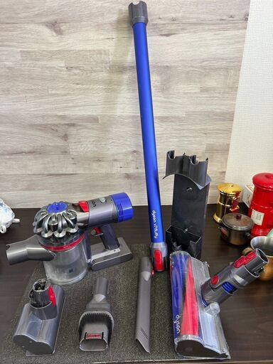 dyson ダイソン v7 fluffy 充電ランプ反応しない商品