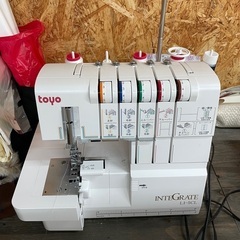 ロックミシン　カバーステッチ　複合機の画像