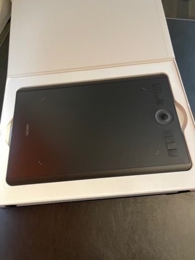 ワコム　ペンタブレット　Wacom Intuos Pro M ペンタブ