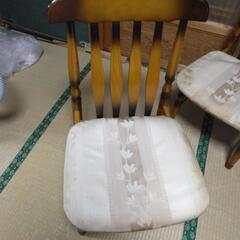 ダイニングテーブルと椅子4脚セットの画像