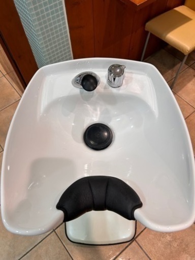 タカラオアシス移動式シャンプー台