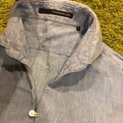 お話中です。TOMORROWLANDシャツ♪の画像