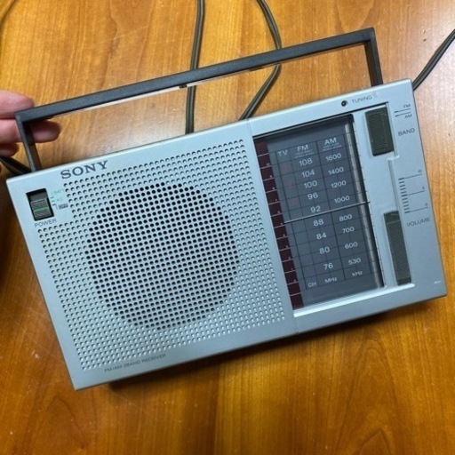 【値下げしました‼️】昭和レトロ SONY ホームラジオ ICF-710（動作確認済）
