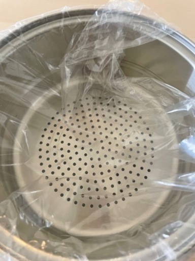 【新品未使用】　ステンレスなべ　クイーンクック　４l シチューパン　仕切板、万能カップ付き　おまけ：ソルトミル