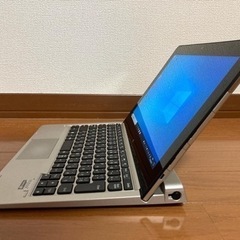 NEC VK11 タブレット　Windows10 WEBカメラ メモリー:4GB 大容量SSD:128GB Office 2019 の画像
