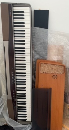 カシオ　CASIO 電子ピアノ　中古