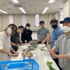 6月11日(日)　お菓子を作って生活に困っている方にふるまいましょう♪