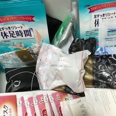 化粧品、歯ブラシ他ホテルアメニティいろいろありますの画像