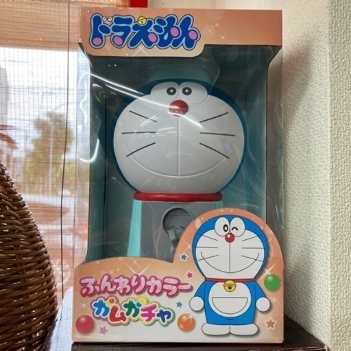 ドラえもん　ふんわりカラーガムガチャ　貯金箱　アミューズメント専用景品