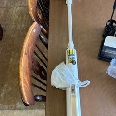 万代店　 2019年製 アイリスオーヤマ 充電式掃除機 IC-S...