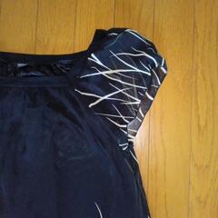 値下、黒い洋服の画像