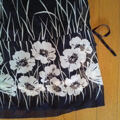 値下、黒い洋服の画像